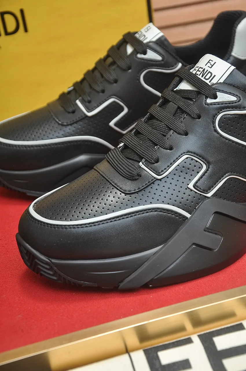 Men's shoes 💰600💶 [Fendi] The latest casual sports shoes 🔥 Many 💑 stars have the same style FD match. The original version is a one-to-one replica. Designer Kim Jones's first fendi match and Donkey brand Trainer basketball sneakers. Material: Original silk mesh. Lining: Breathable mesh. Packaging: Original 1:1 matching high-end packaging. Size: 38-45 (45 is custom-made and cannot be returned or exchanged)